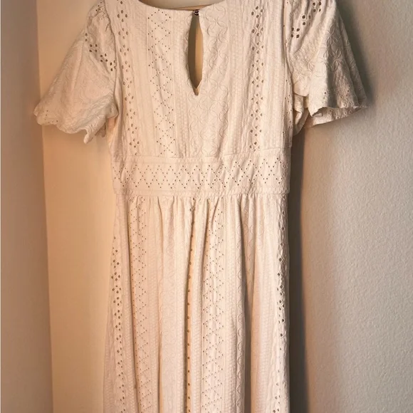 Anthropologie Maeve Cream Eyelet V-Neck Maxi Dress - Picture 4 of 7